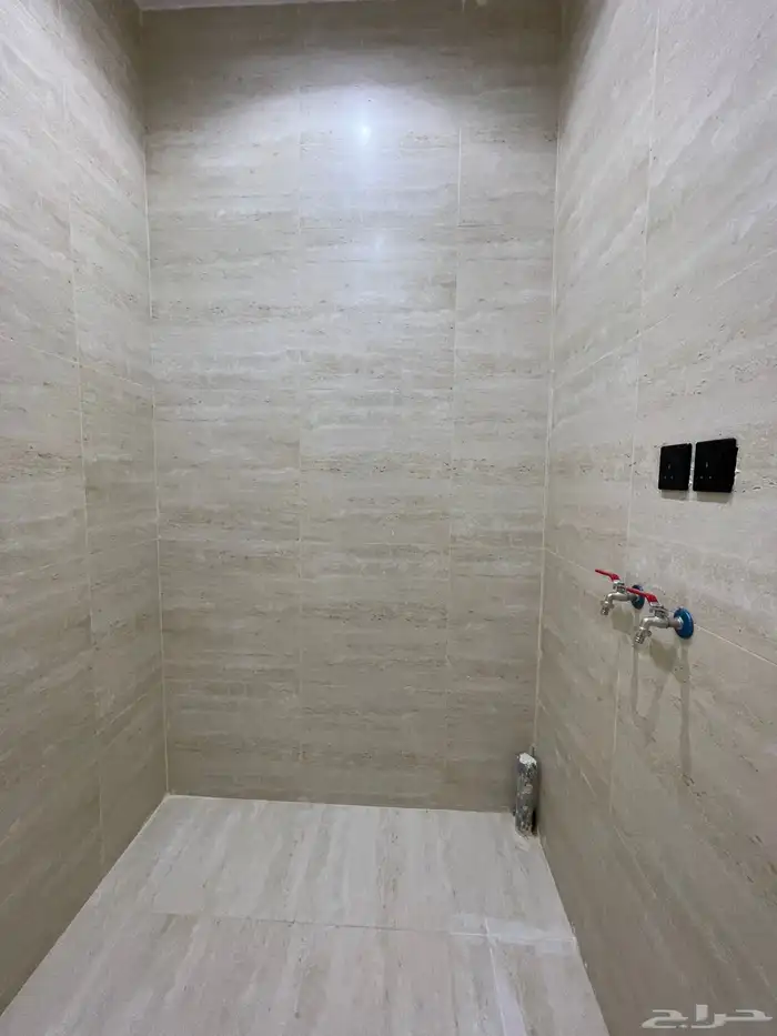 للبيع شقق ارضيه وعلويه بمداخل مستقله من 600 الف ح الراقى 29