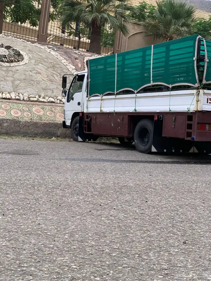 دينا في جده 0