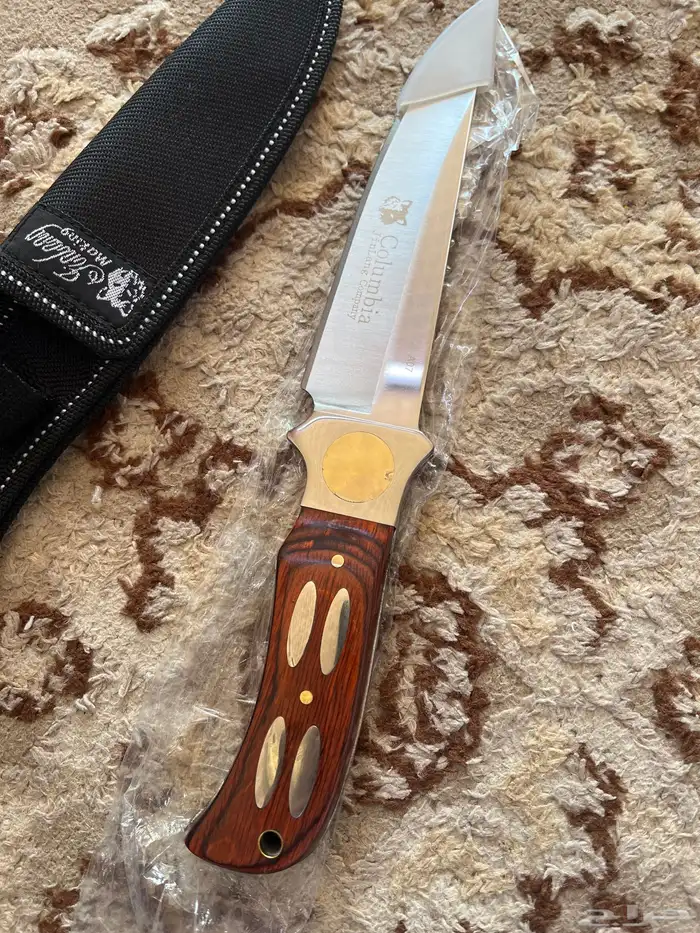 سكين كلومبيه حاده جدا  تنفع ل اصحاب الرحلات والصيد على السوم 2