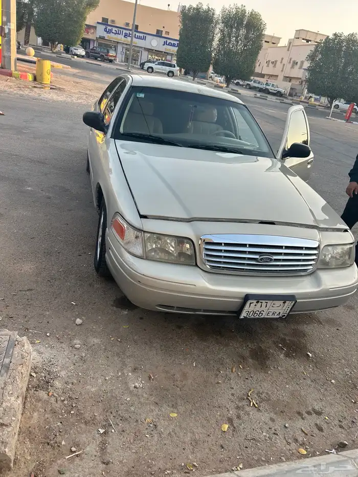 فورد فكتوريا 2008 9