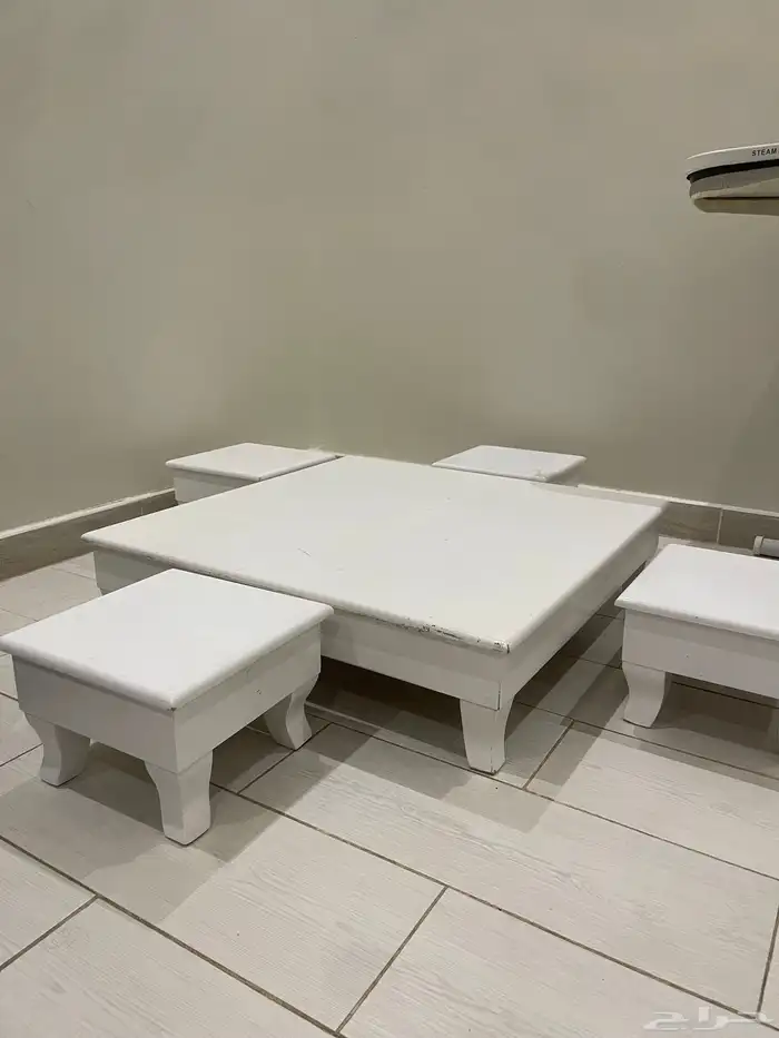 طاولة للبيع 1