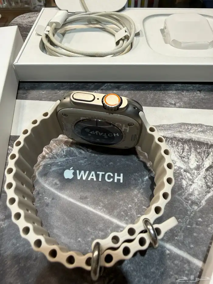 ساعة ابل الترا 2 مقاس 49 بطارية 100  مع كرتونها 5