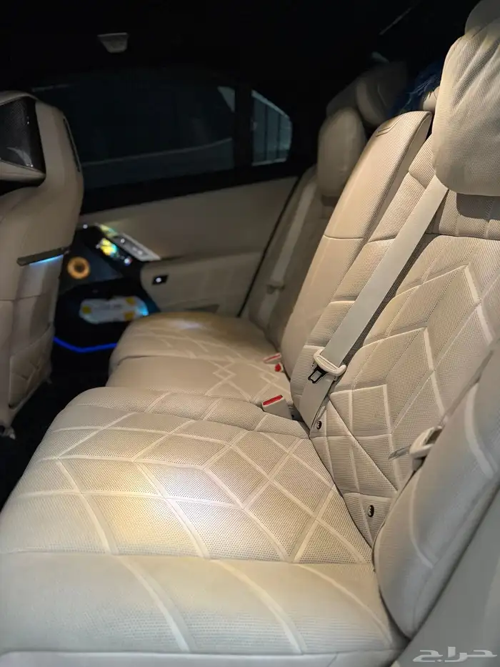 بي ام 760ماشي قليل سعودي 19