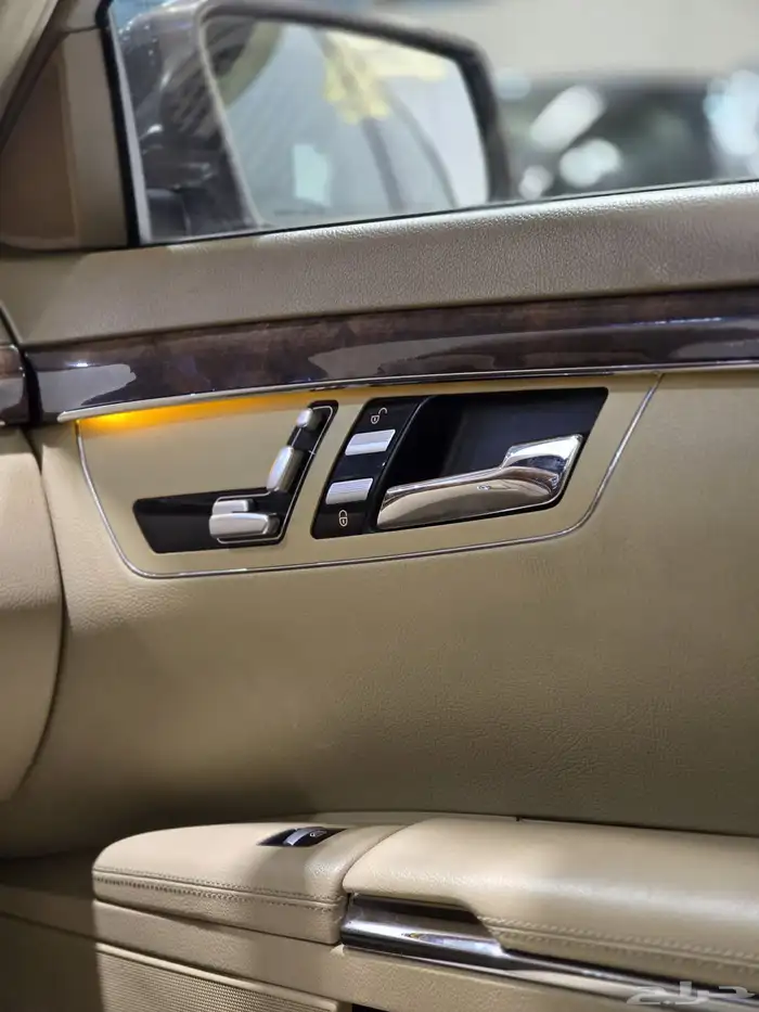 مرسيدس S500 موديل 2012 بحاله ممتازه 14