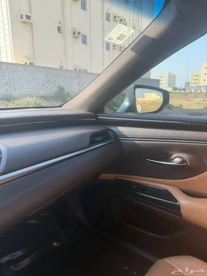 لكزس ES350 2021 23
