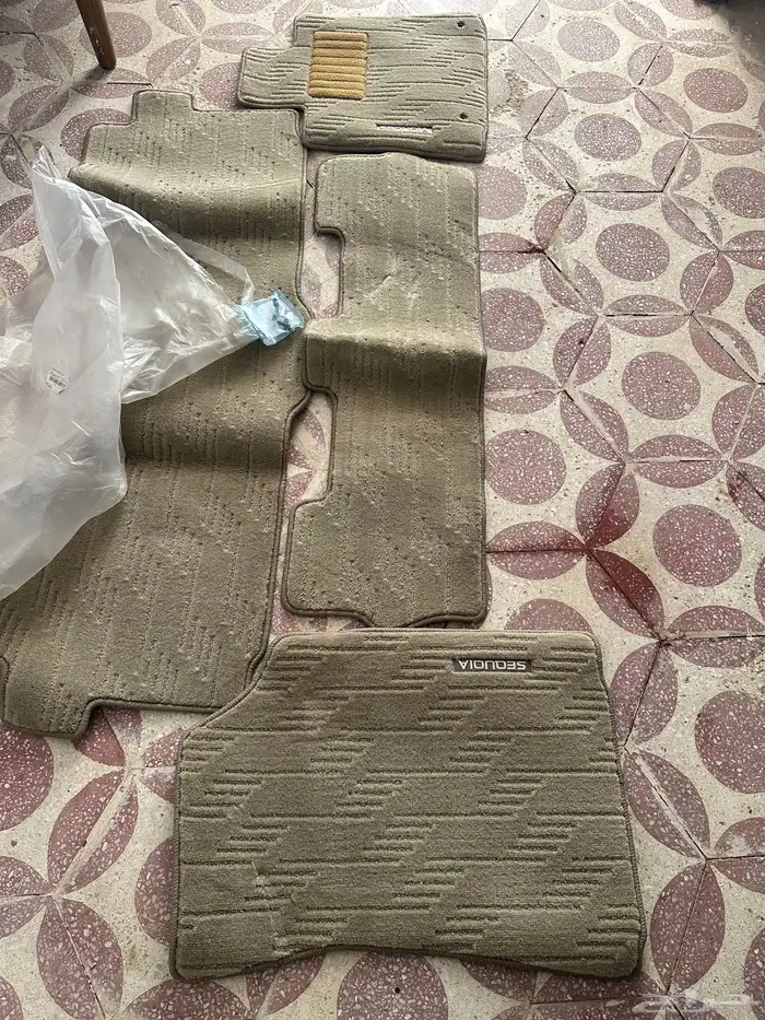 للبيع فرشات اصليه سكويا جديده 3