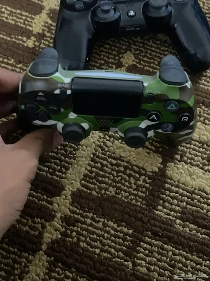 بلايستيشن 4 سليم مع fc25 gta5 4