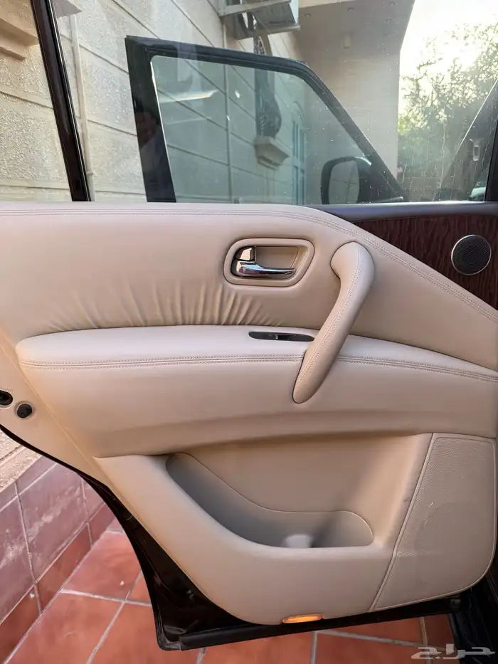 نيسان باترول مكينه 320 بلاتينوم 8 سلندر 25