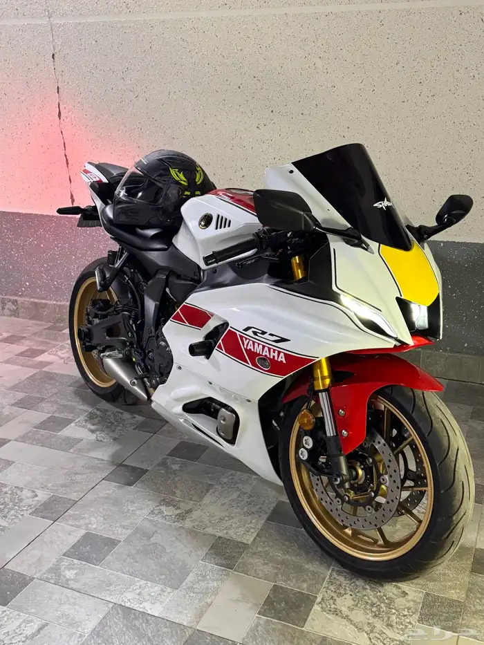 ياماها R7 2022 2