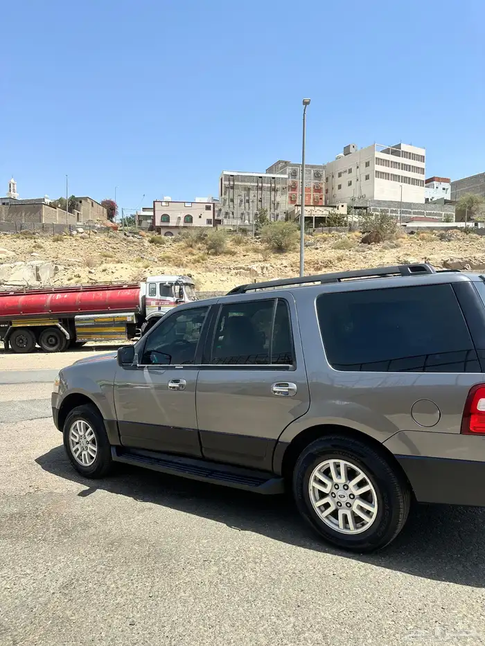فورد اكسبيدشن 2014 1