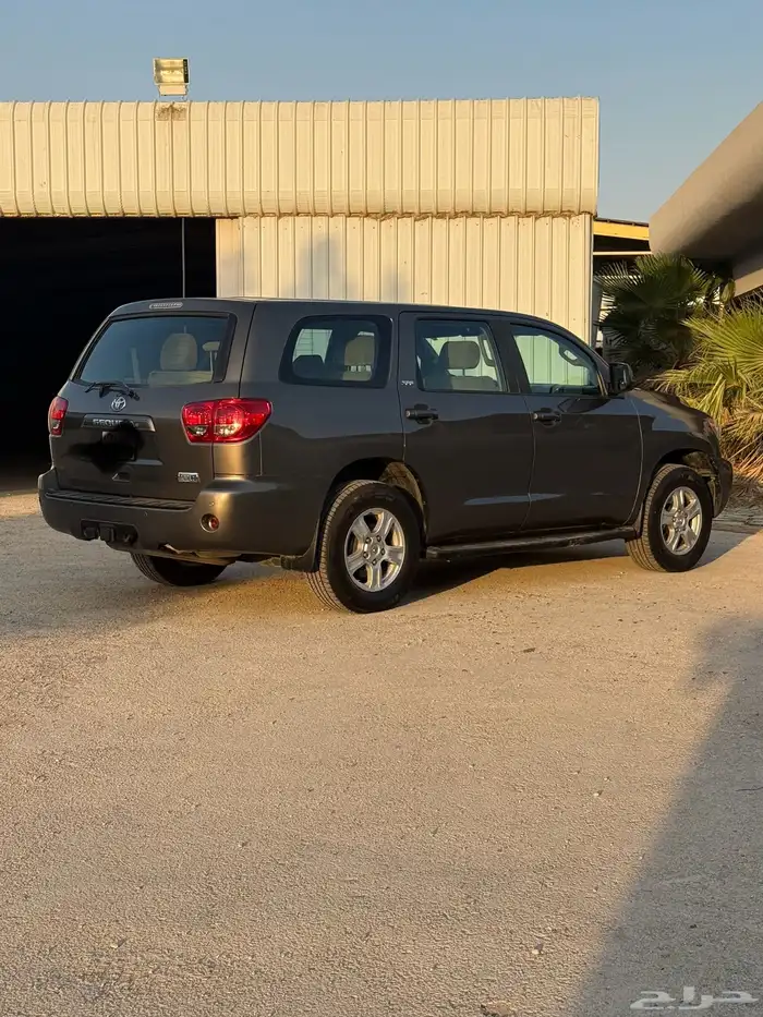 تايوتا سيكويا2013 5