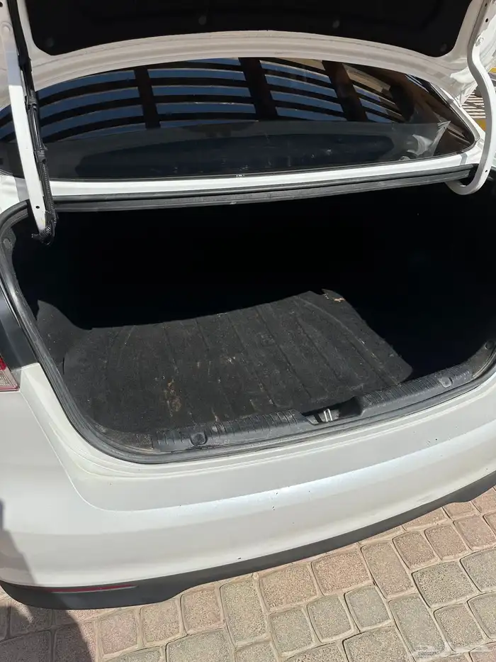 سيراتو k3 ديزل نظيفة للمستخدم 8