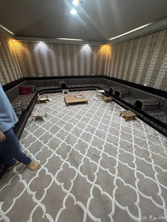 ديوانيات استراحة عزاب للايجار حي الحمدانيه 3