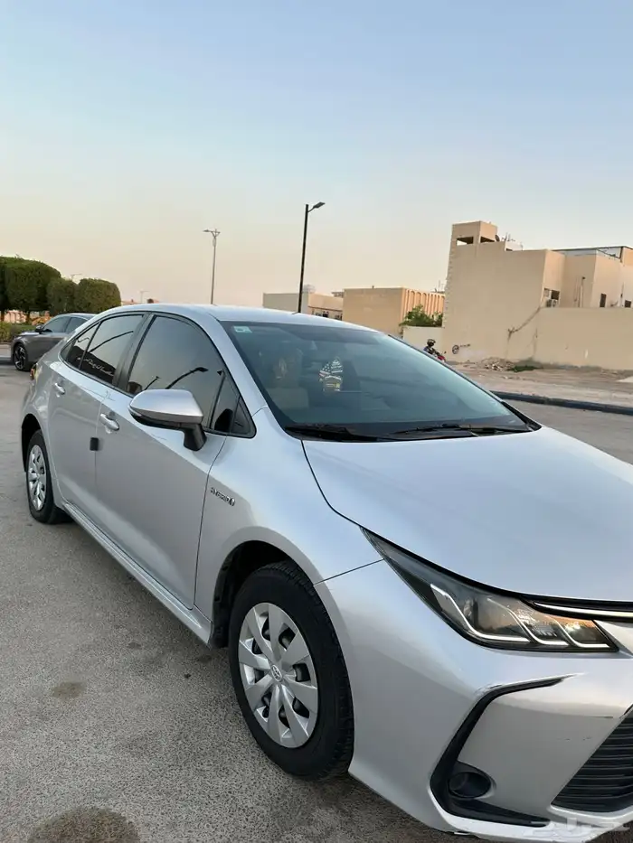 كورولا 2020 هايبرد نظيف جدا 11