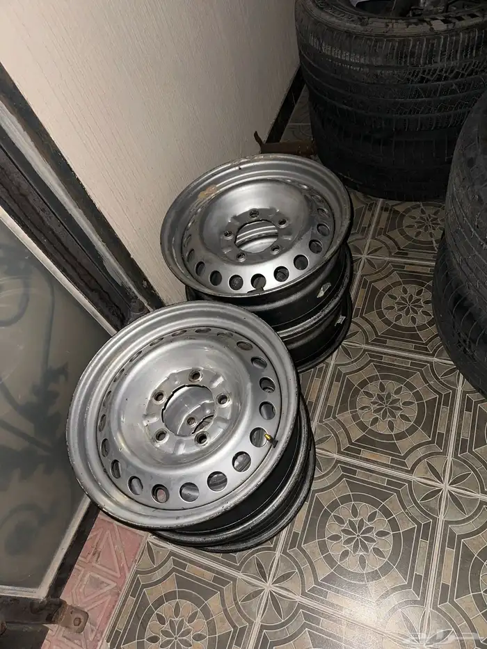 للبيع جنوط هلل نجمه الكويت شرطط نضافه 0