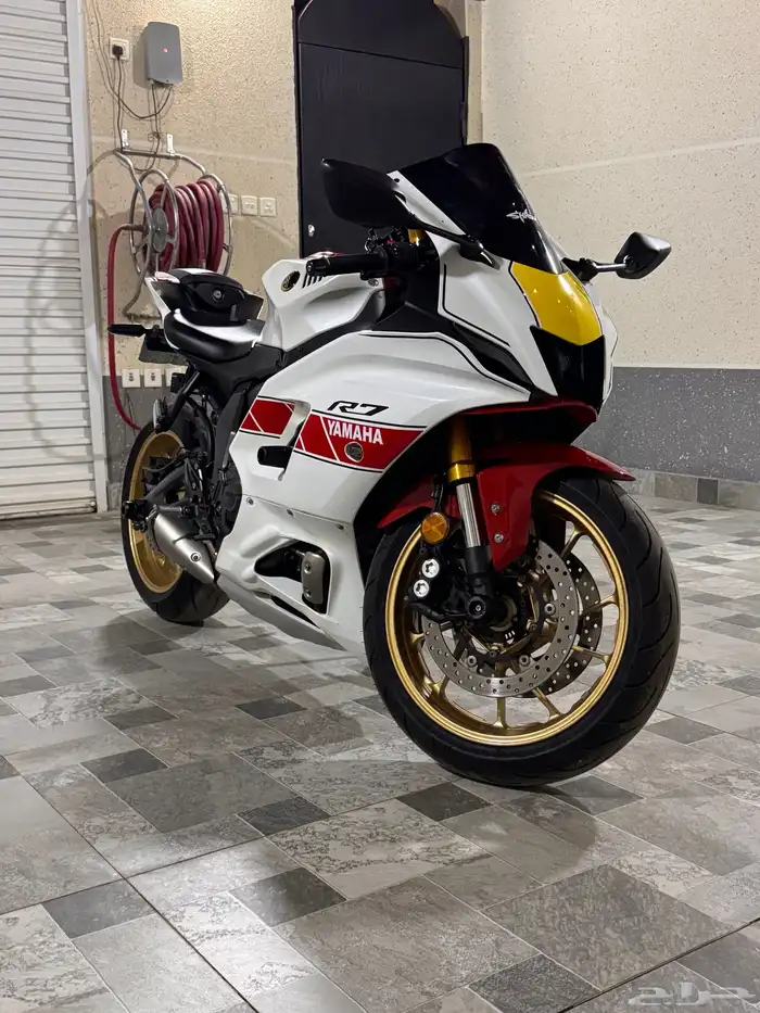ياماها R7 2022 0