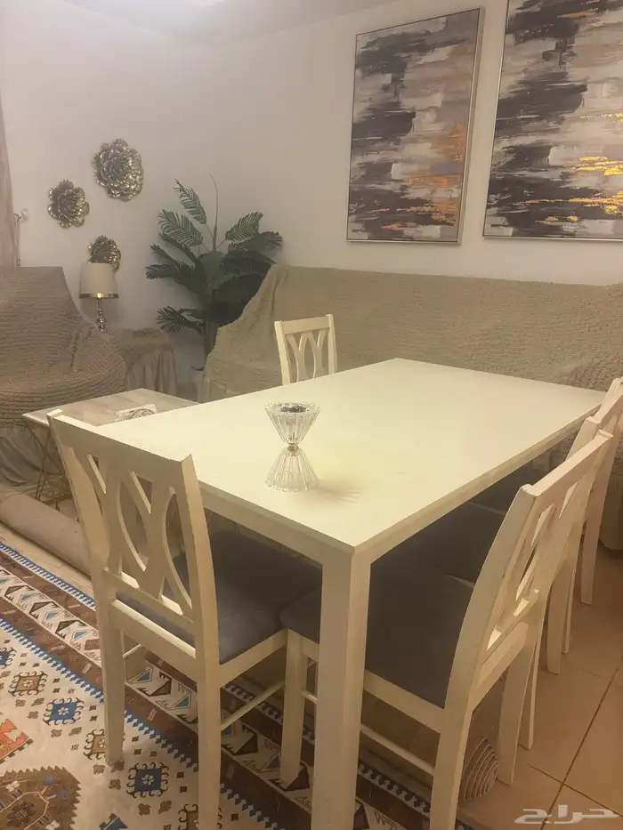 طاوله طعام 1