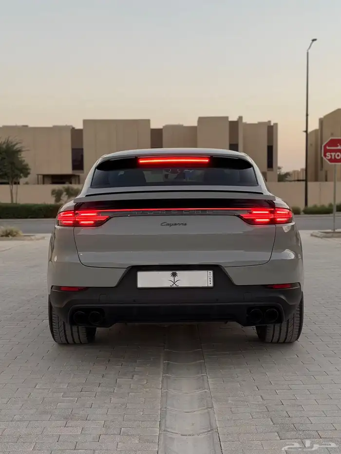 بورش كايين كوبيه بلاتينيوم اديشن platinum Edition Coupe2023 38