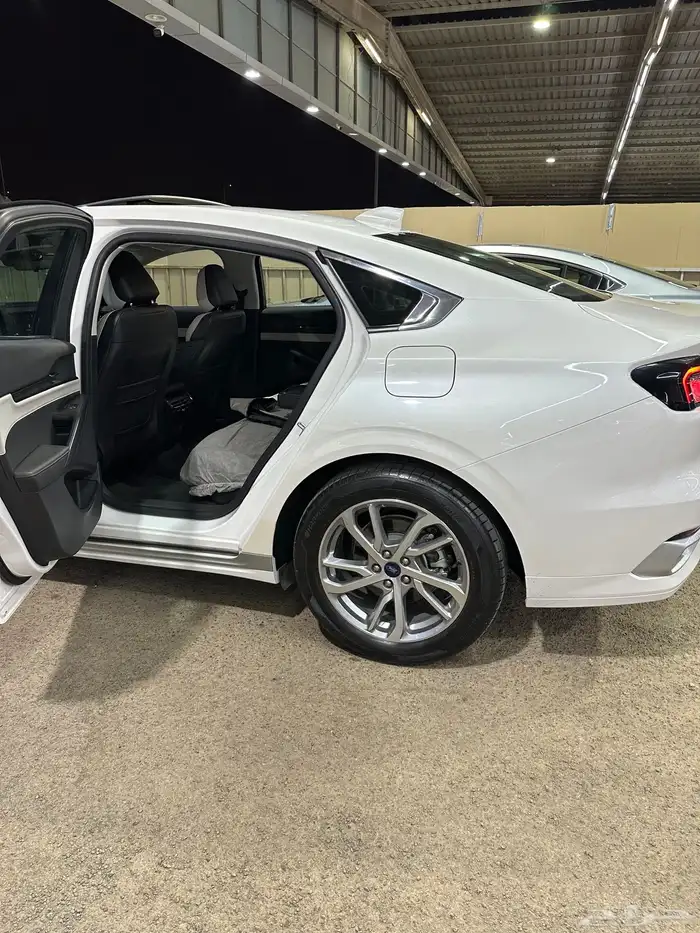 فورد توروس 2023 ترند مخزن وكالة 10