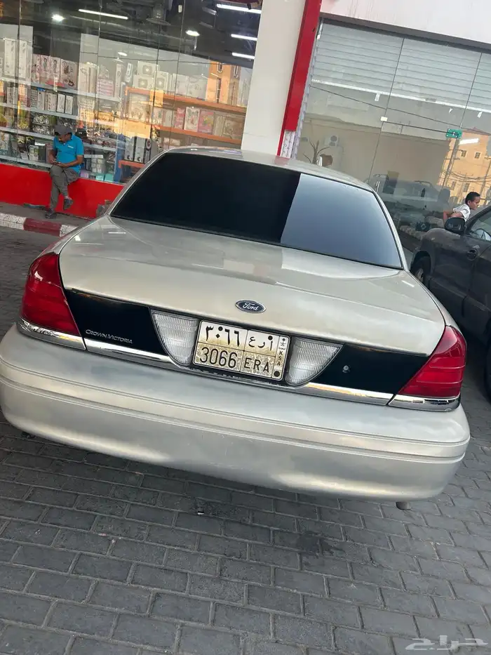 فورد فكتوريا 2008 11