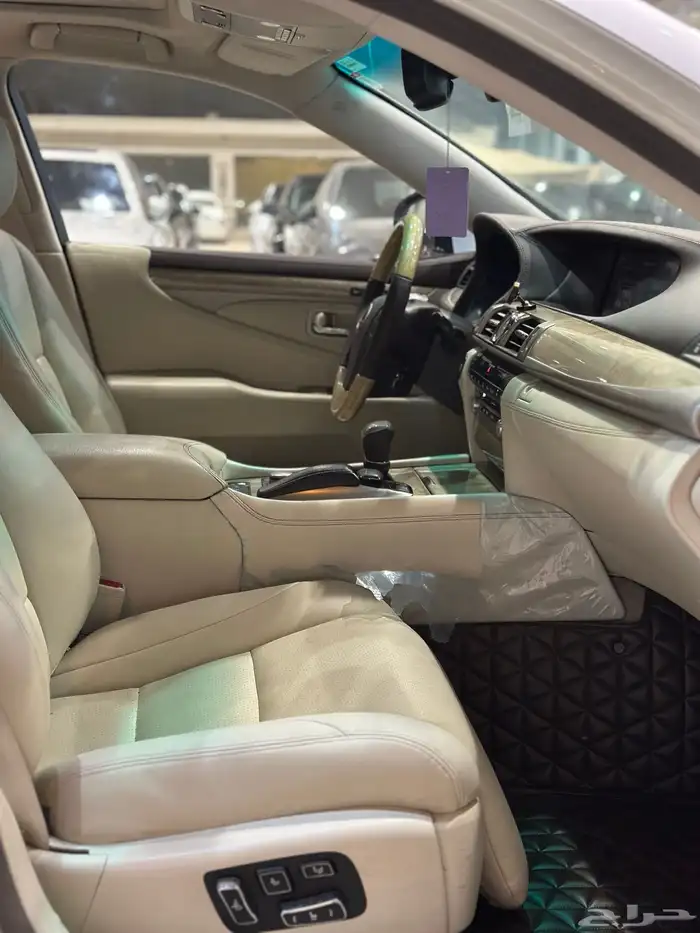لكزس LS460 موديل 2013 6
