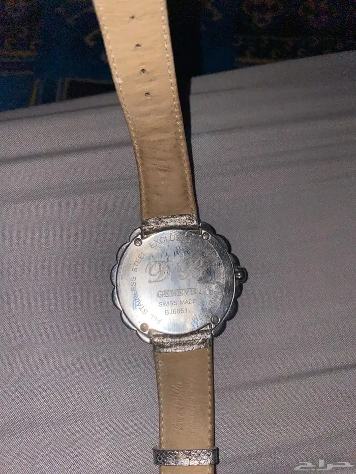 ساعة سويسرية 3