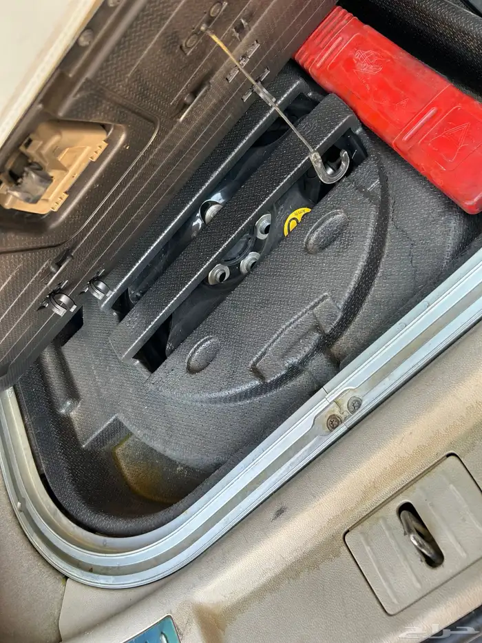 كاديلاك srx 2012 4