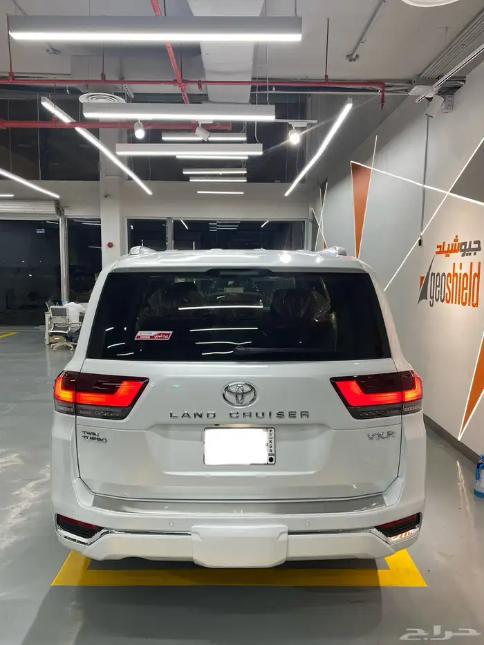 تويوتا لاندكروزر VXR سعودي أعلى فئة جديد اصفار 2024 3