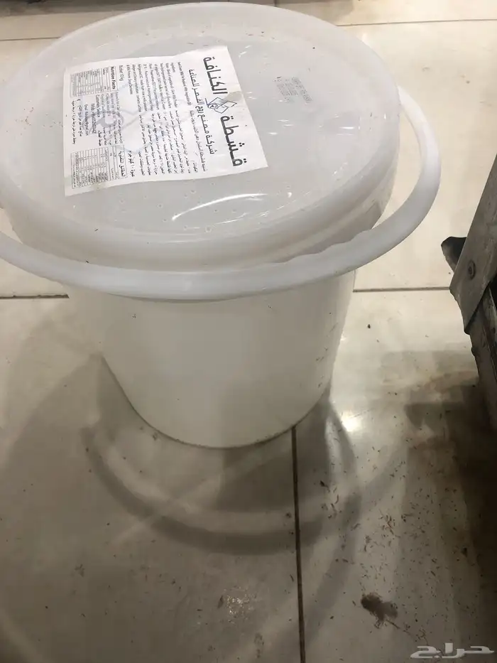 سطول فاضية. نضيفه 0