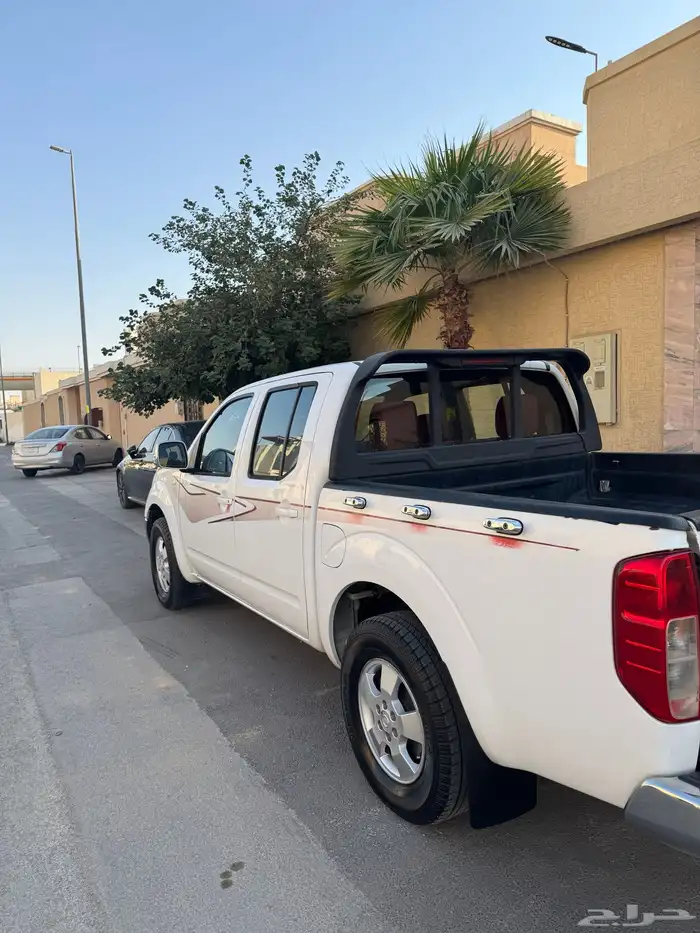 نيسان نافارا 0