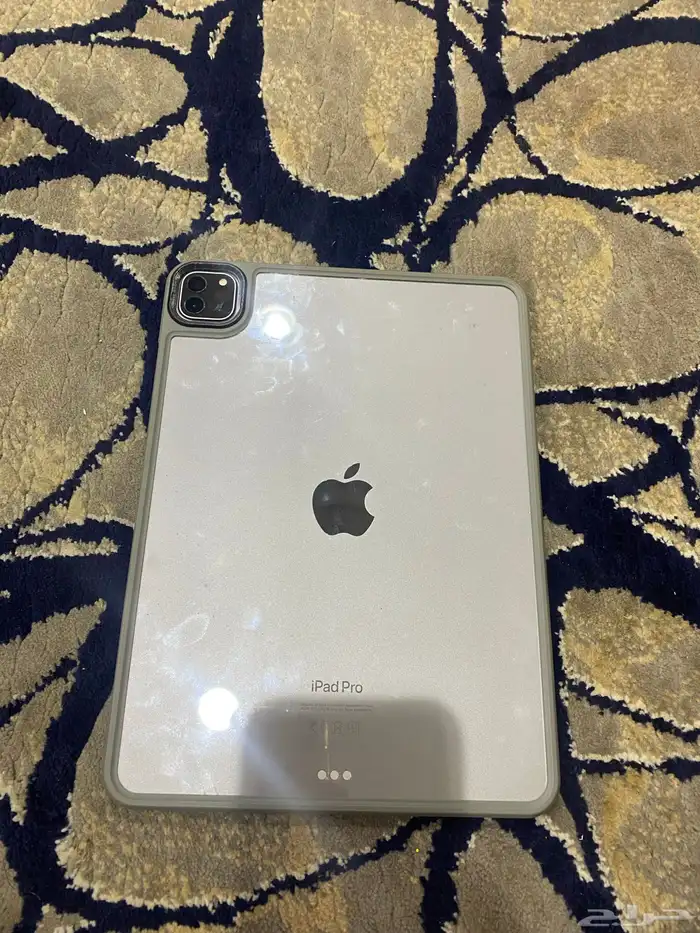 ايباد برو نظيف 9