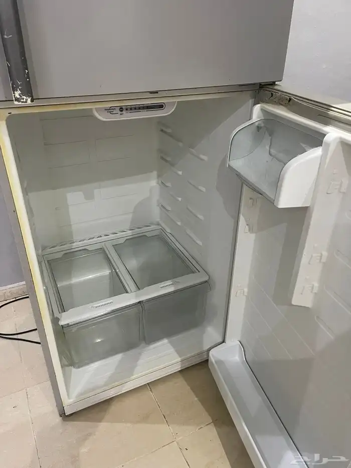 للبيع ثلاجه 2