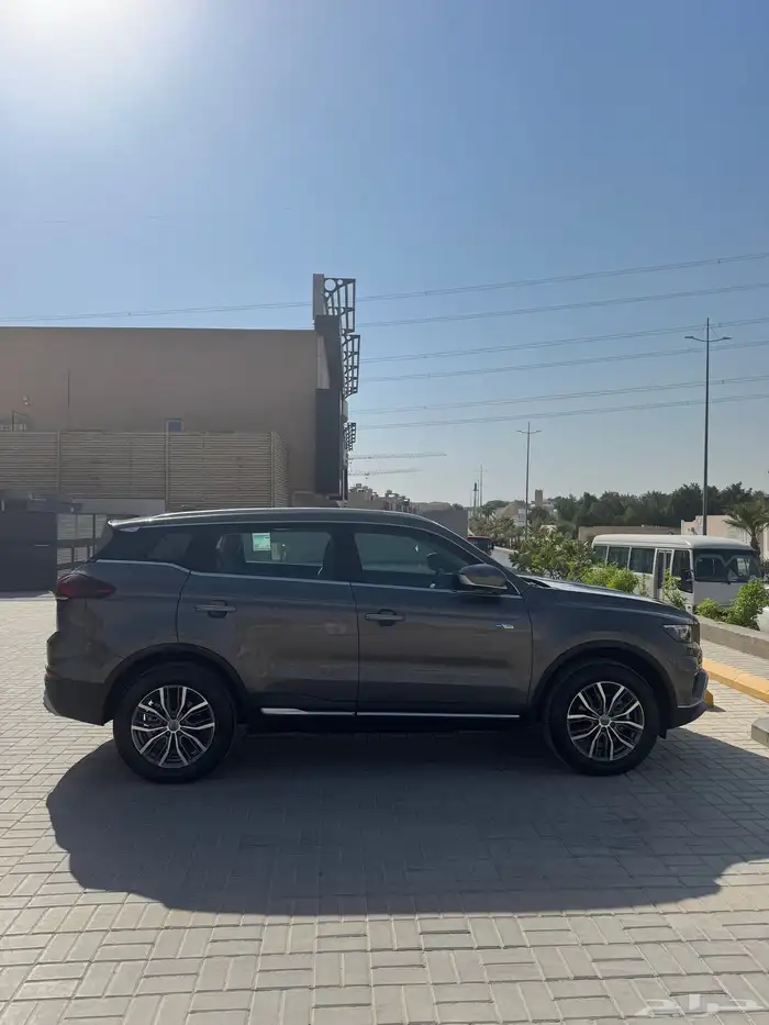 Geely Azkarra 2023 3