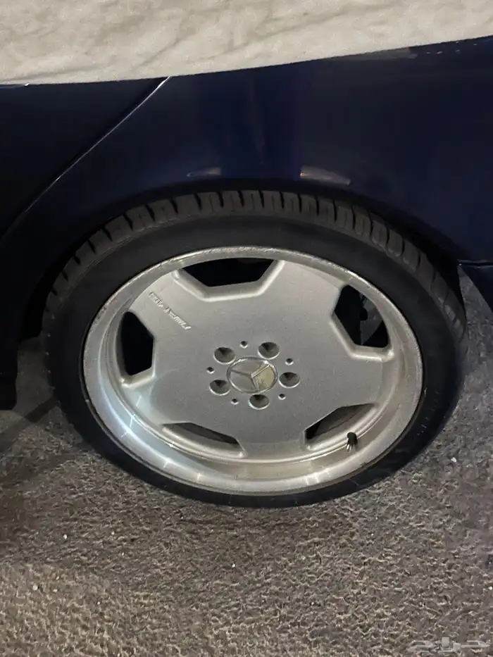 للبيع جنوط مرسديس AMG 3