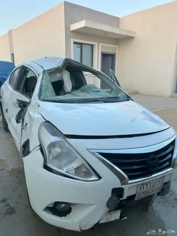 سياره صني نيسان 2021 منقلبه اوراقها وفحصها جديد وجاهزه لنقل 3