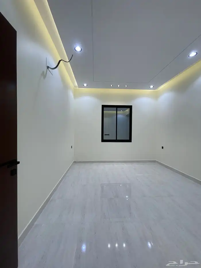 للبيع شقق ارضيه وعلويه بمداخل مستقله من 600 الف ح الراقى 39