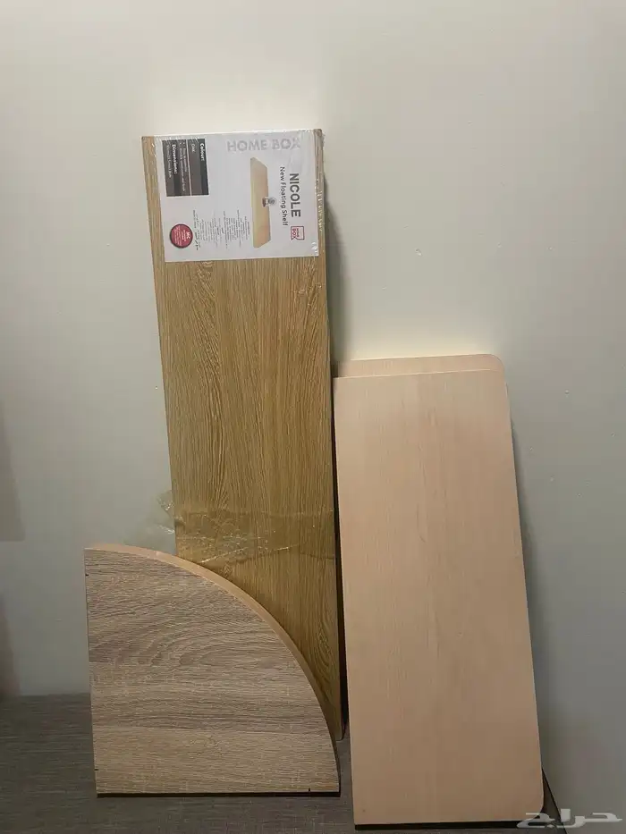 رفوف بيت بقراطيسها ومستعمله 0