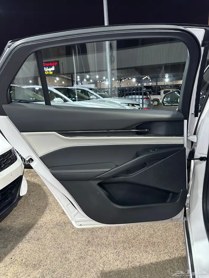 فورد توروس 2023 ترند مخزن وكالة 12