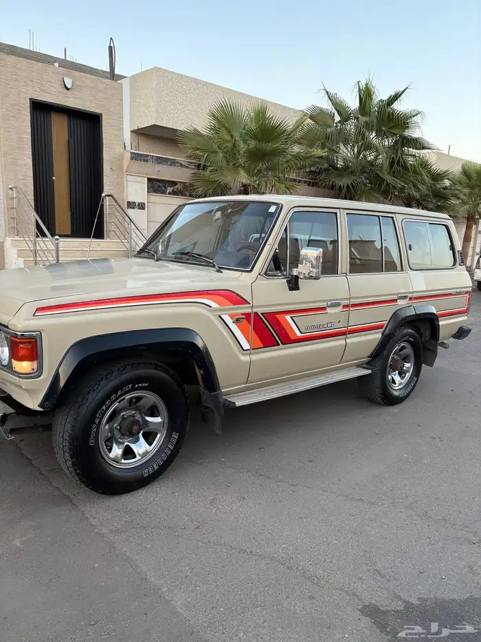 لاندكروزر 1985 مخزن 1