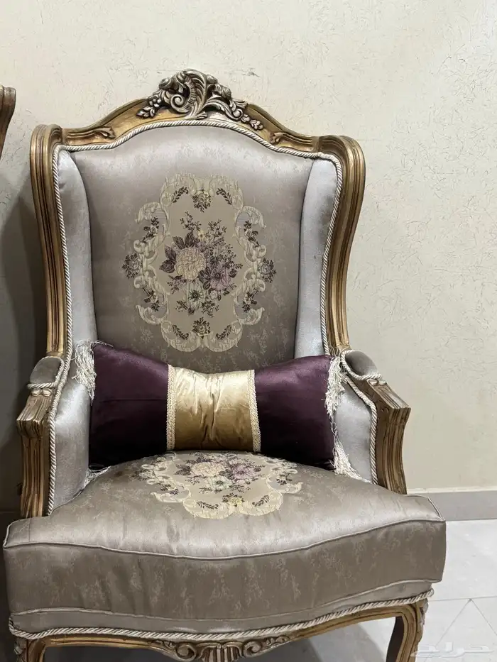 كنب مستخدم استخدام بسيط 6