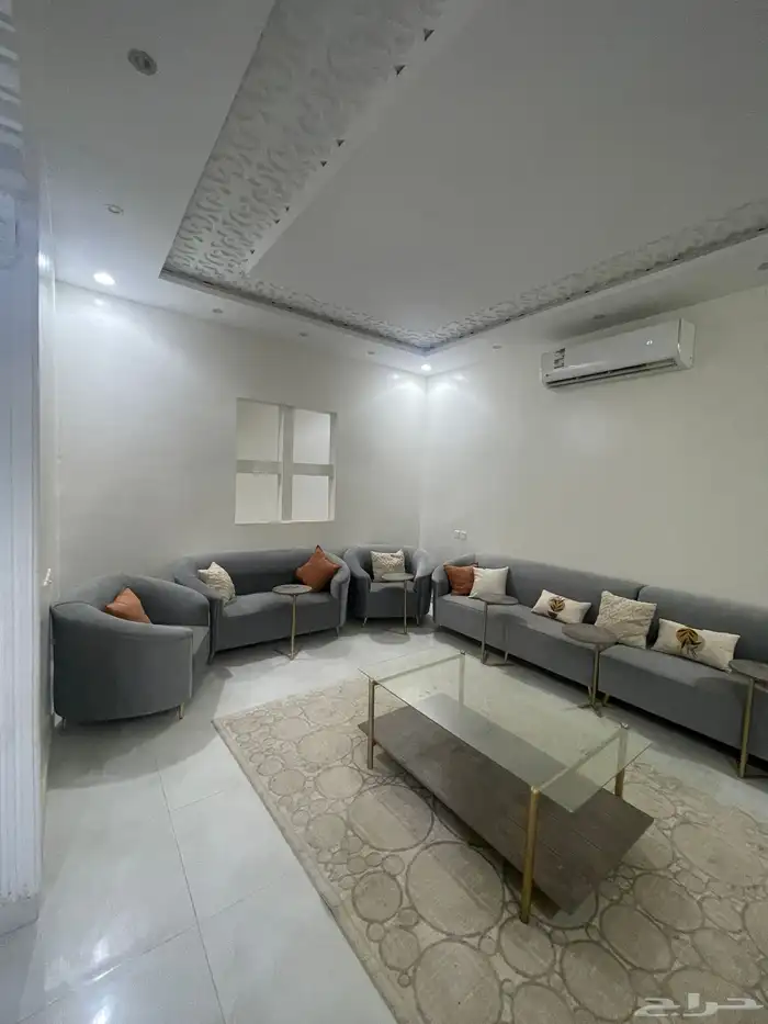 اثاث الصالة 1