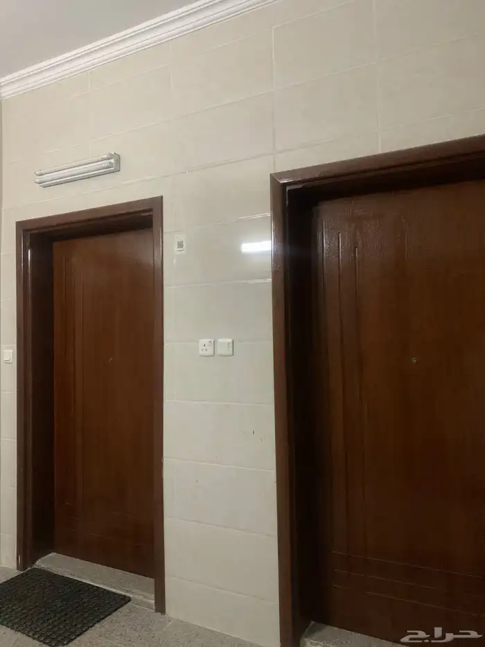 شقة للإيجار مجددة و نظيفة حي الرانوناء 1