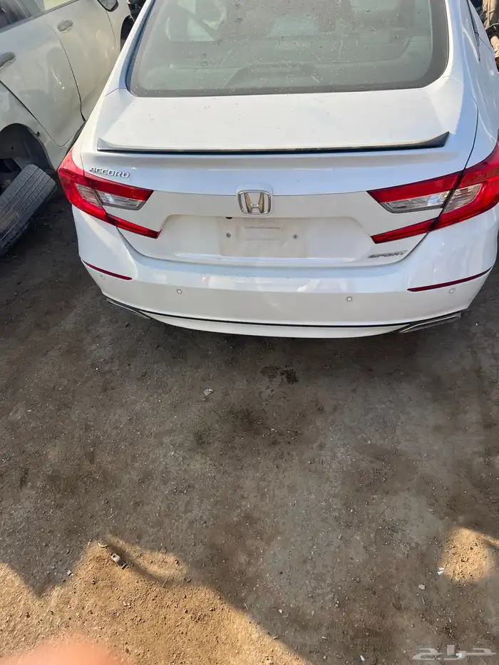 هوندا اكورد موديل 2022 لون أبيض تشليح قطع غيار 6