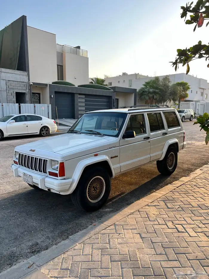 جيب شروكي 93 تماتيك 1