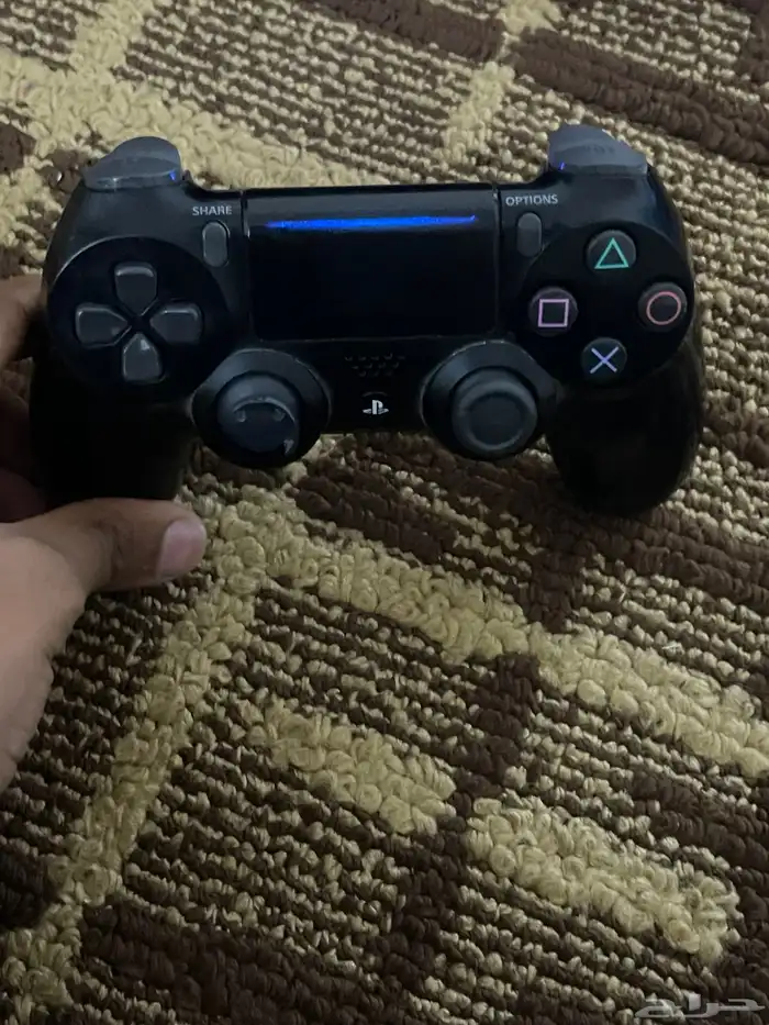 بلايستيشن 4 سليم مع fc25 gta5 2