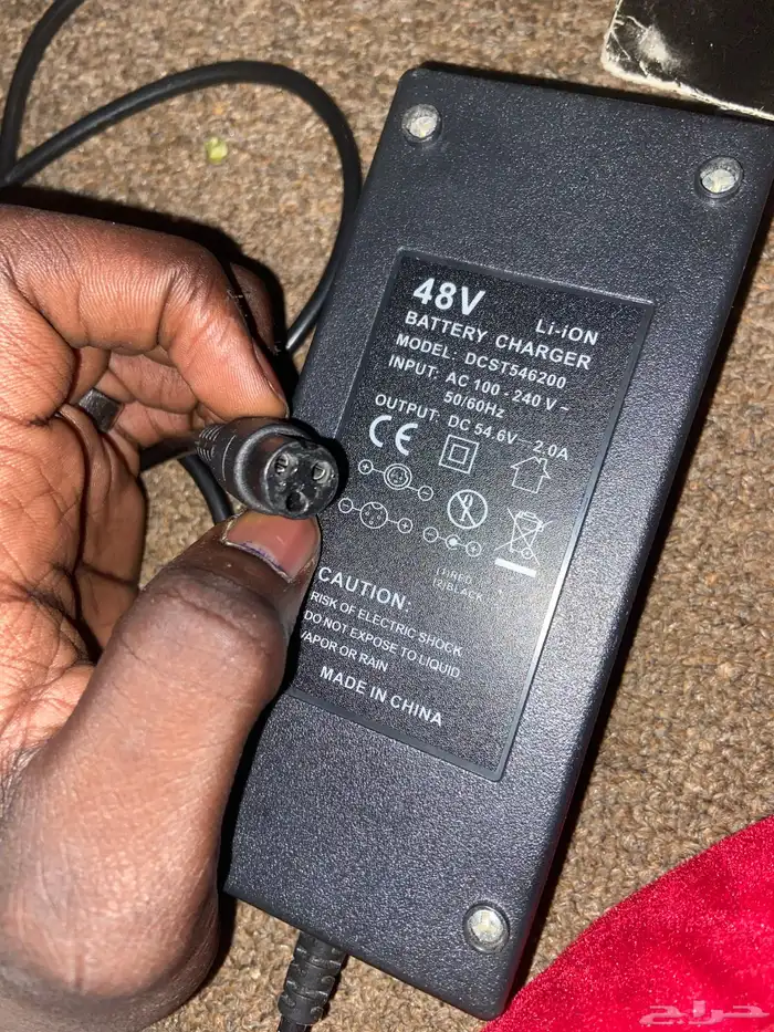 شاحن اسكوتر كهربائي 2