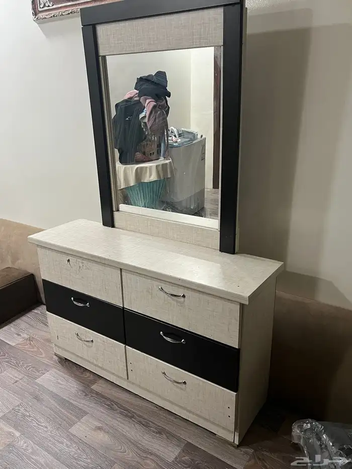 تسريحه للبيع والصوره توضح كل شي 0