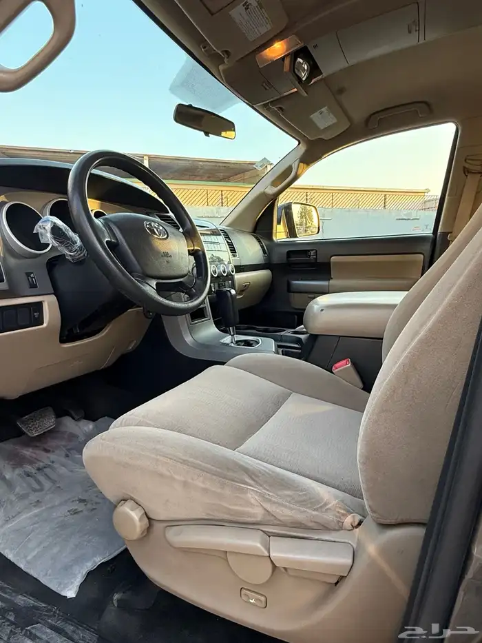 تايوتا سيكويا2013 14