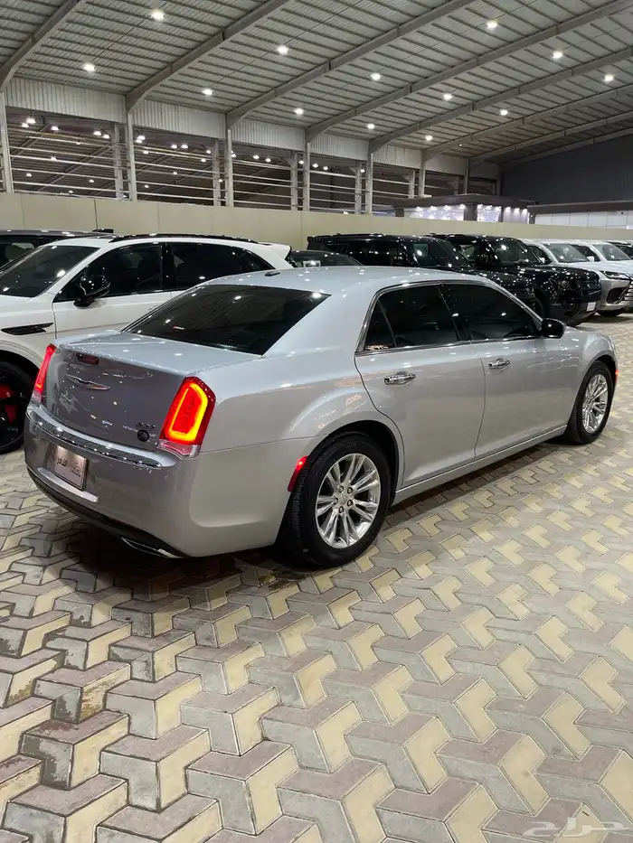 كرايسلر V6 عداد 69 الف 2021 4