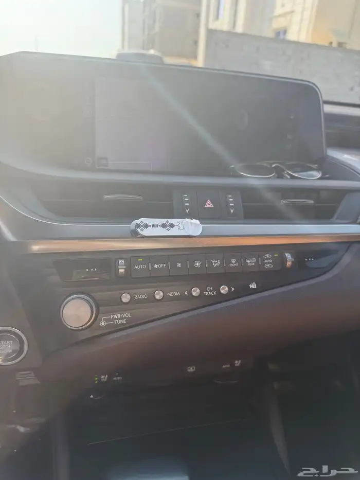 لكزس ES350 2021 22